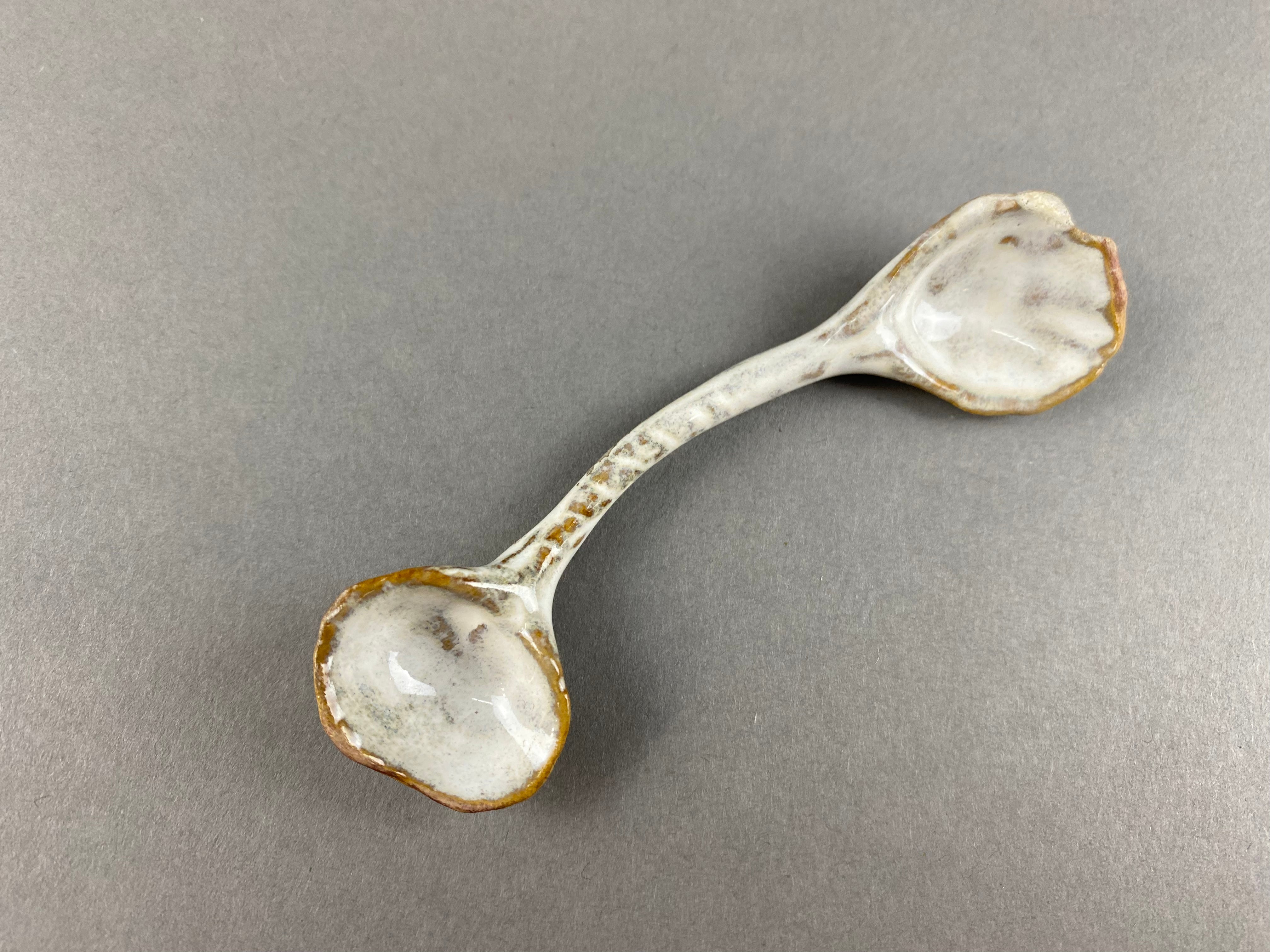 Yarnnakarn Oceanology Two Sided Shell Spoon