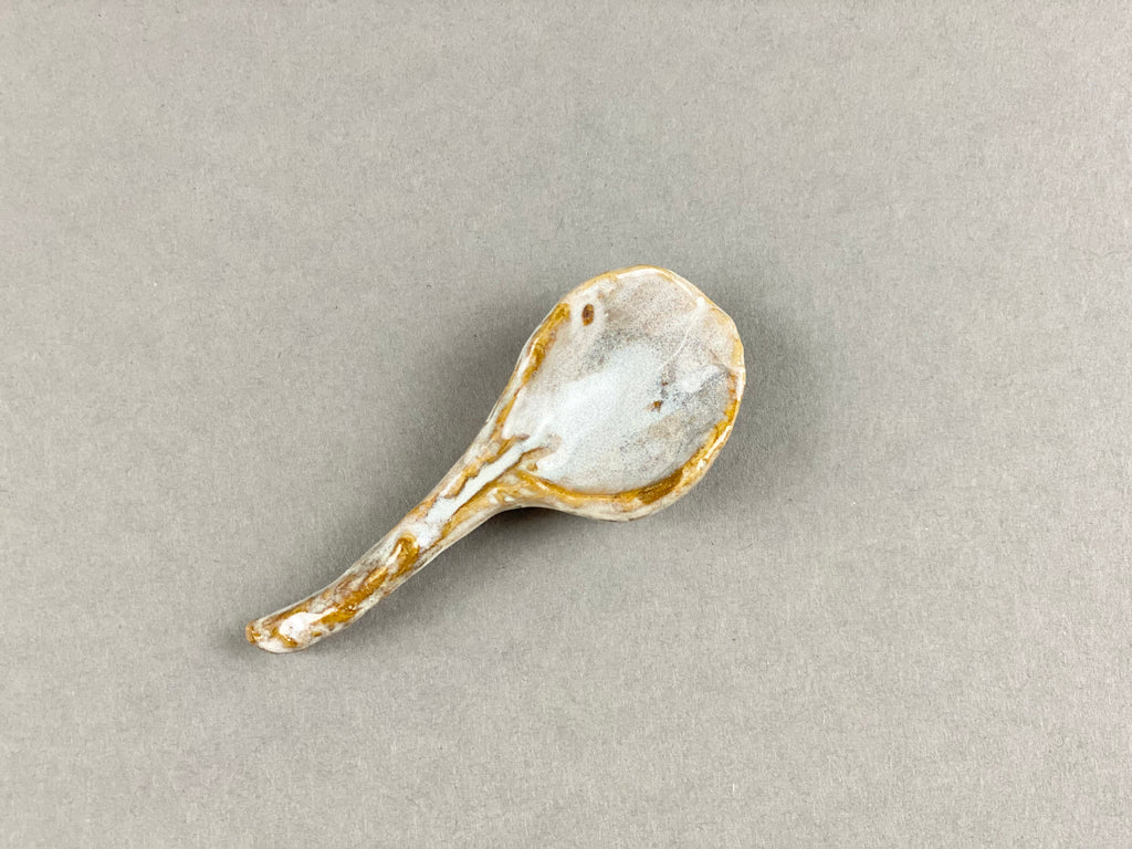 Yarnnakarn Oceanology Two Sided Shell Spoon — Kiss That Frog