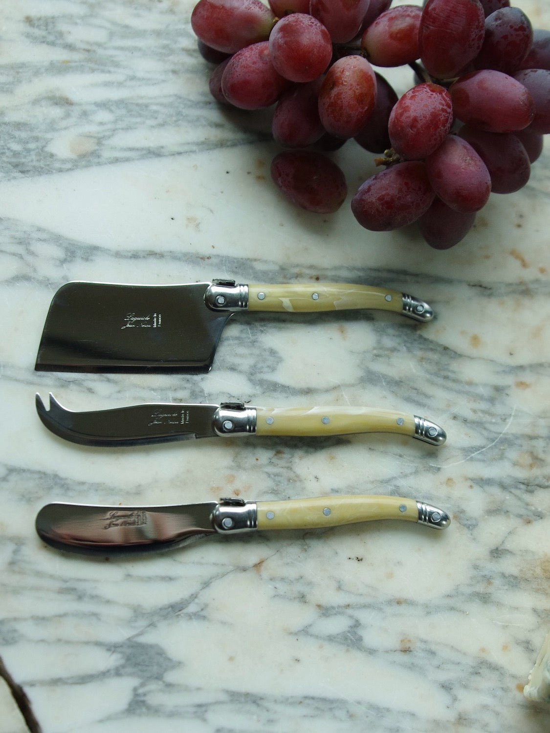 2-pack Metal Cheese Knives - Silver-colored - Home All